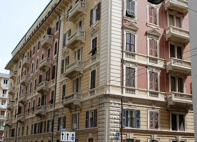 Cinque Terre The Promenade - Two Bathrooms